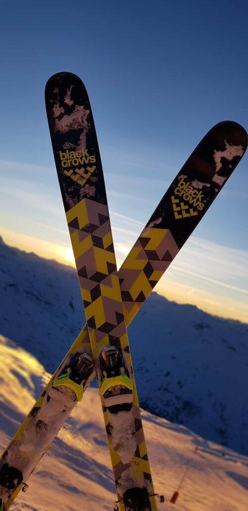 Background Skiing Wallpaper - EnWallpaper