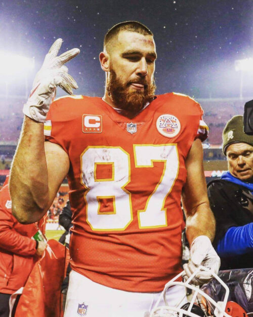 Background Travis Kelce Wallpaper - EnWallpaper