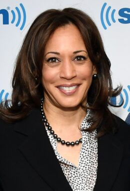 Background Kamala Harris Wallpaper