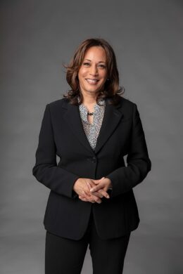 Background Kamala Harris Wallpaper