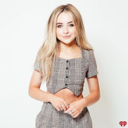 Sabrina Carpenter Wallpaper