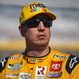 Background Kyle Busch Wallpaper